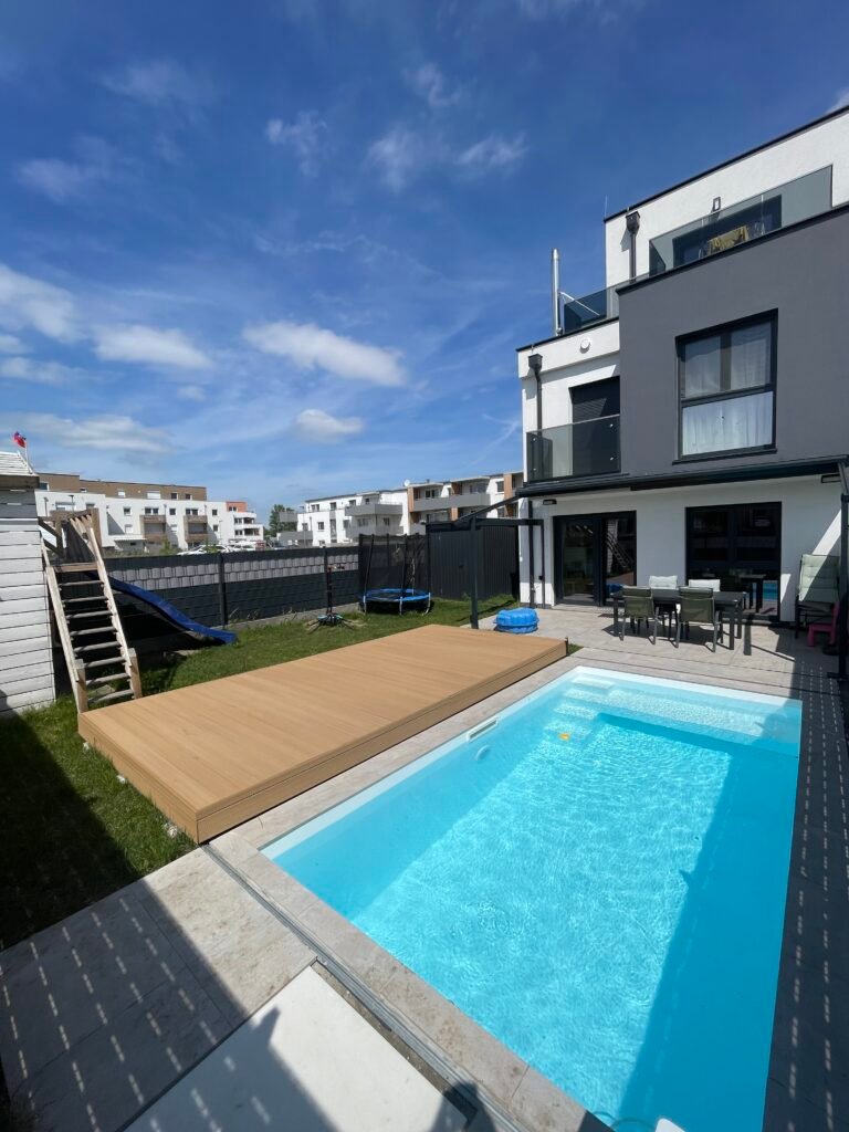 Pool Impression